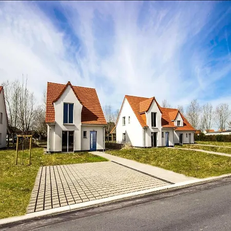 Beautiful Detached At Only 800 M From The Sea Prázdninový dům *